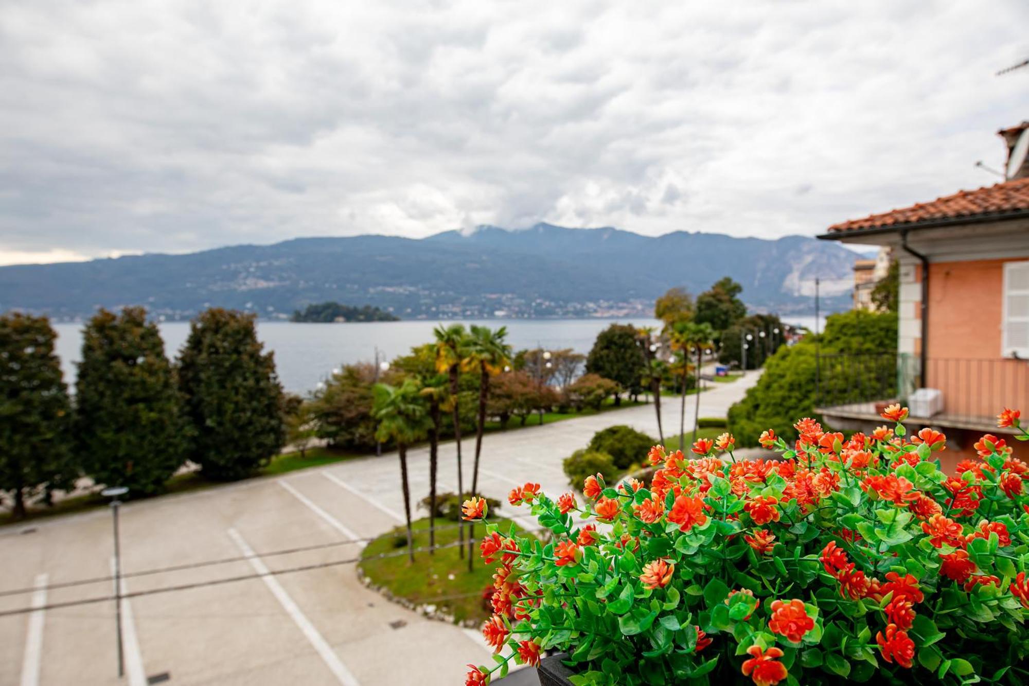 Hotel Novara Verbania Exteriér fotografie